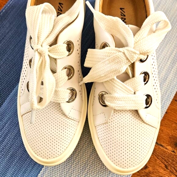 Vaneli Leather Yora Sport Shoes - Picture 4 of 8